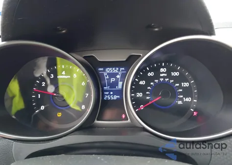 2013 Hyundai Veloster Base W/Gray z USA, uszkodzony, nr VIN KMHTC6ADXDU174290